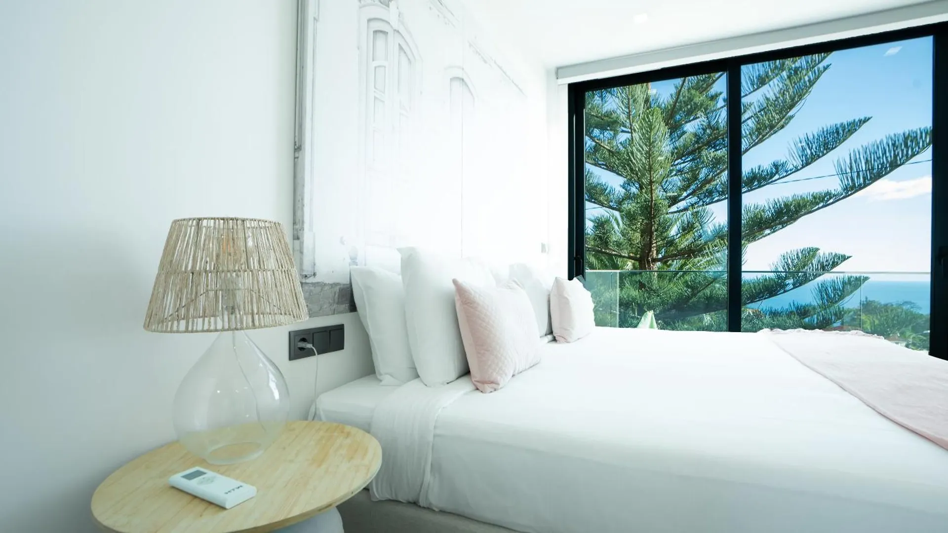 Casa Erbozeta By Lovelystay Funchal  Portugal