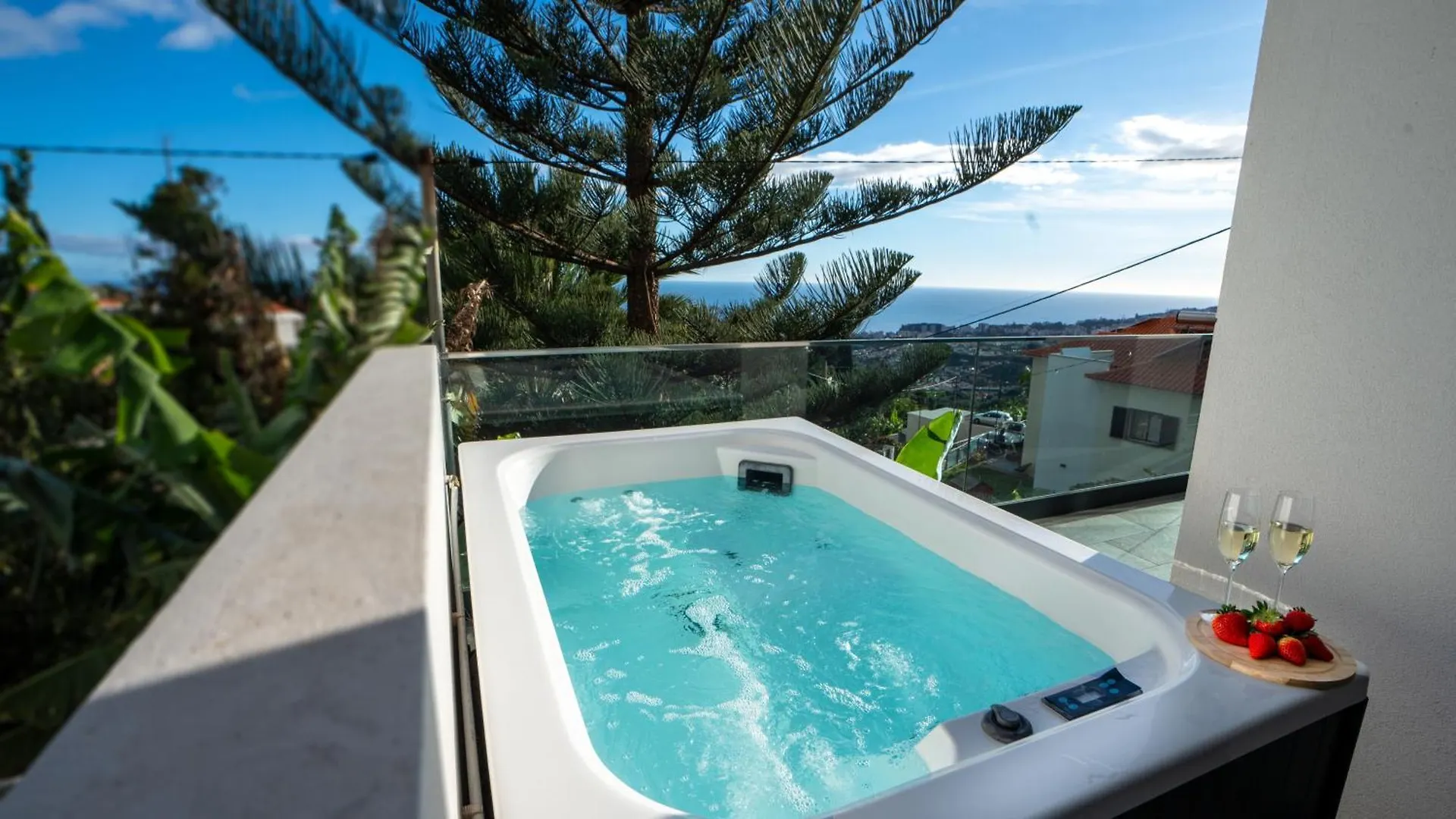 Casa Erbozeta By Lovelystay Funchal  0*, Funchal (Madeira)